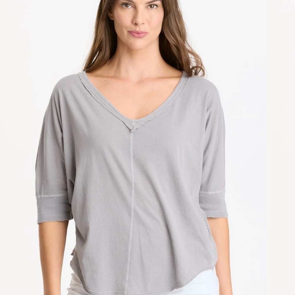 Wearables by XCVI Casual Gray V-Neck Women's Top NWT